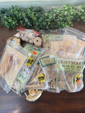 Bundle Craft Natural Wood Assortment - Beige/Light Brown Party Craft Pieces